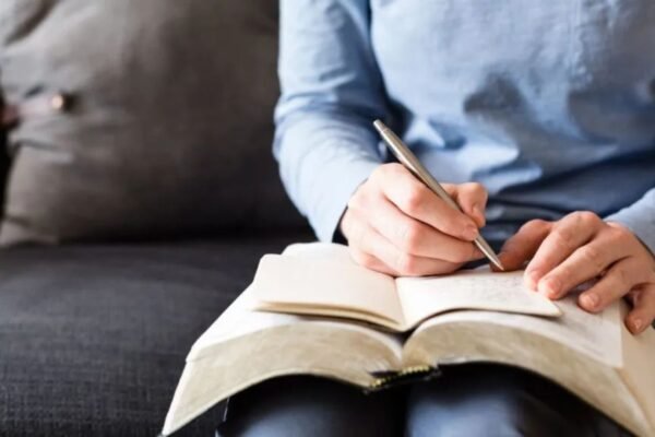 Topical Bible Study Guides For Groups